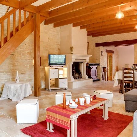 Isida, Maison Spacieuse Avec Terrasse Et Stationnement 凯恩 外观 照片