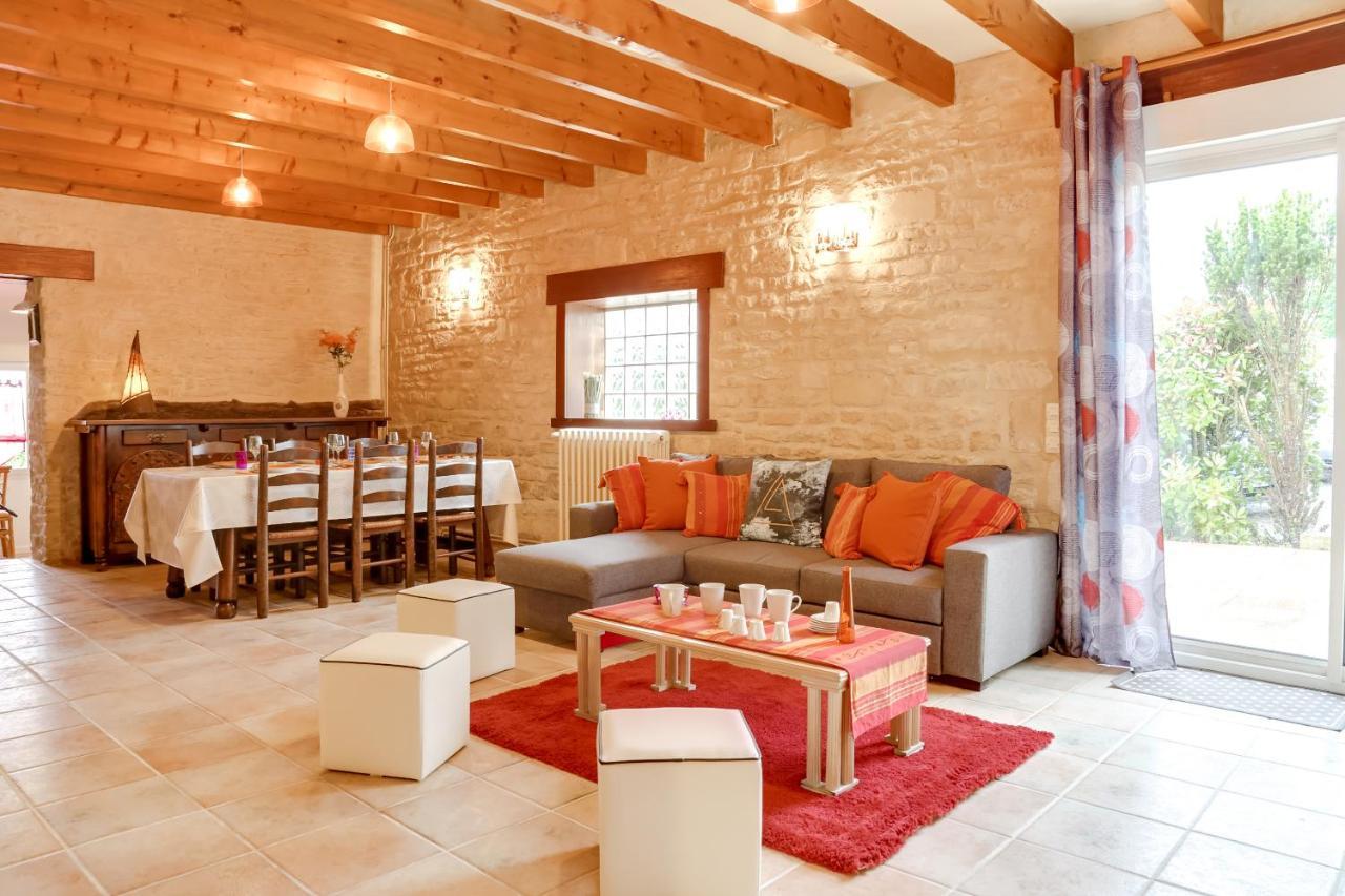 Isida, Maison Spacieuse Avec Terrasse Et Stationnement 凯恩 外观 照片